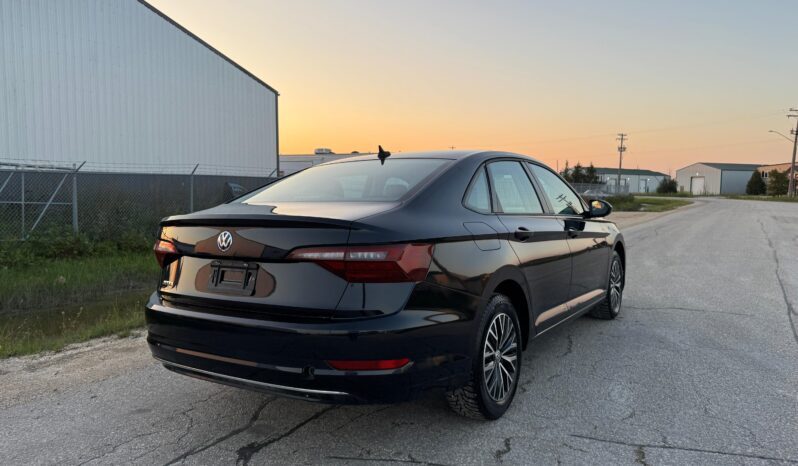 
								2021 Volkswagen Jetta Highline 1.4T full									