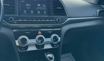 
										2020 Hyundai elantra preferred supper full									