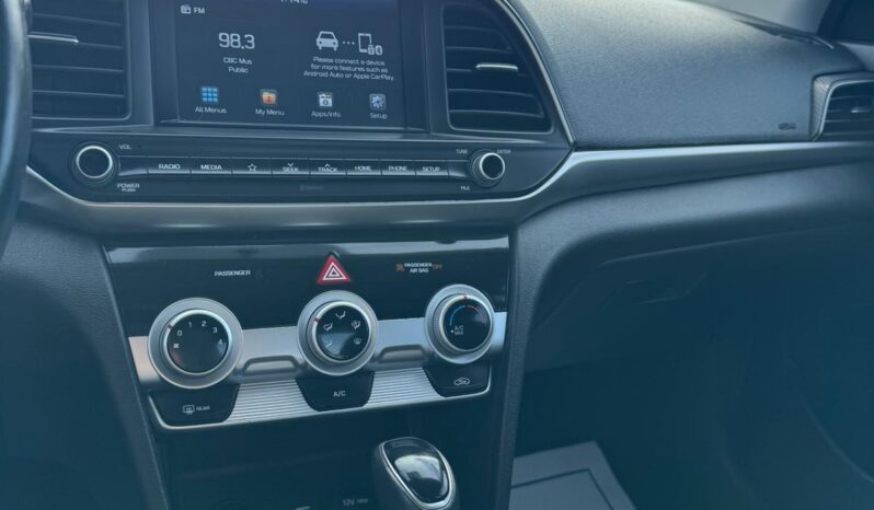 
								2020 Hyundai elantra preferred supper full									