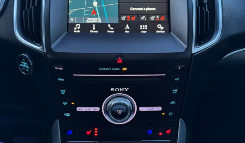 
								2018 Ford Edge titanium AWD full									