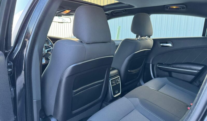 
								2018 Dodge Charger gt AWD full									
