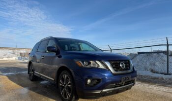 
										2017 Nissan Pathfinder SL platinum AWD full									